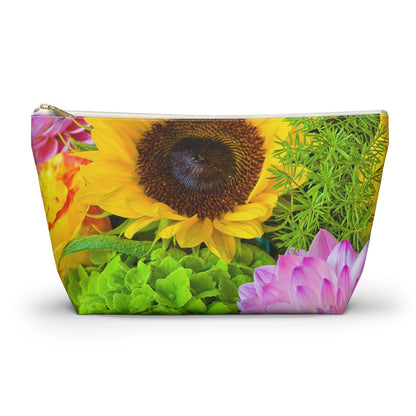 Front view of the large 12.5 x 7.25 x 3.25 inch kit bag with flower bouquet design and white zipper.