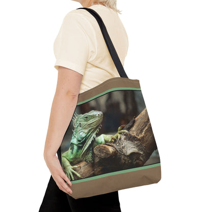 Young woman with a tote bag featuring the green iguana design draped across her shoulder.