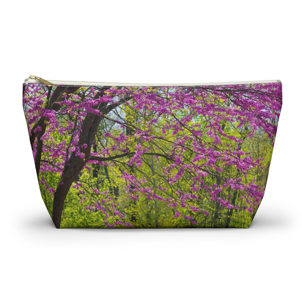 Front view of the large 12.5 x 7.25 x 3.25 inch kit bag with tree blossoms design and white zipper.