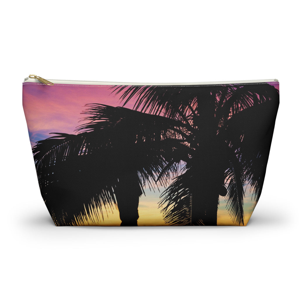 Front view of the large 12.5 x 7.25 x 3.25 inch kit bag with intense sunset design and white zipper.